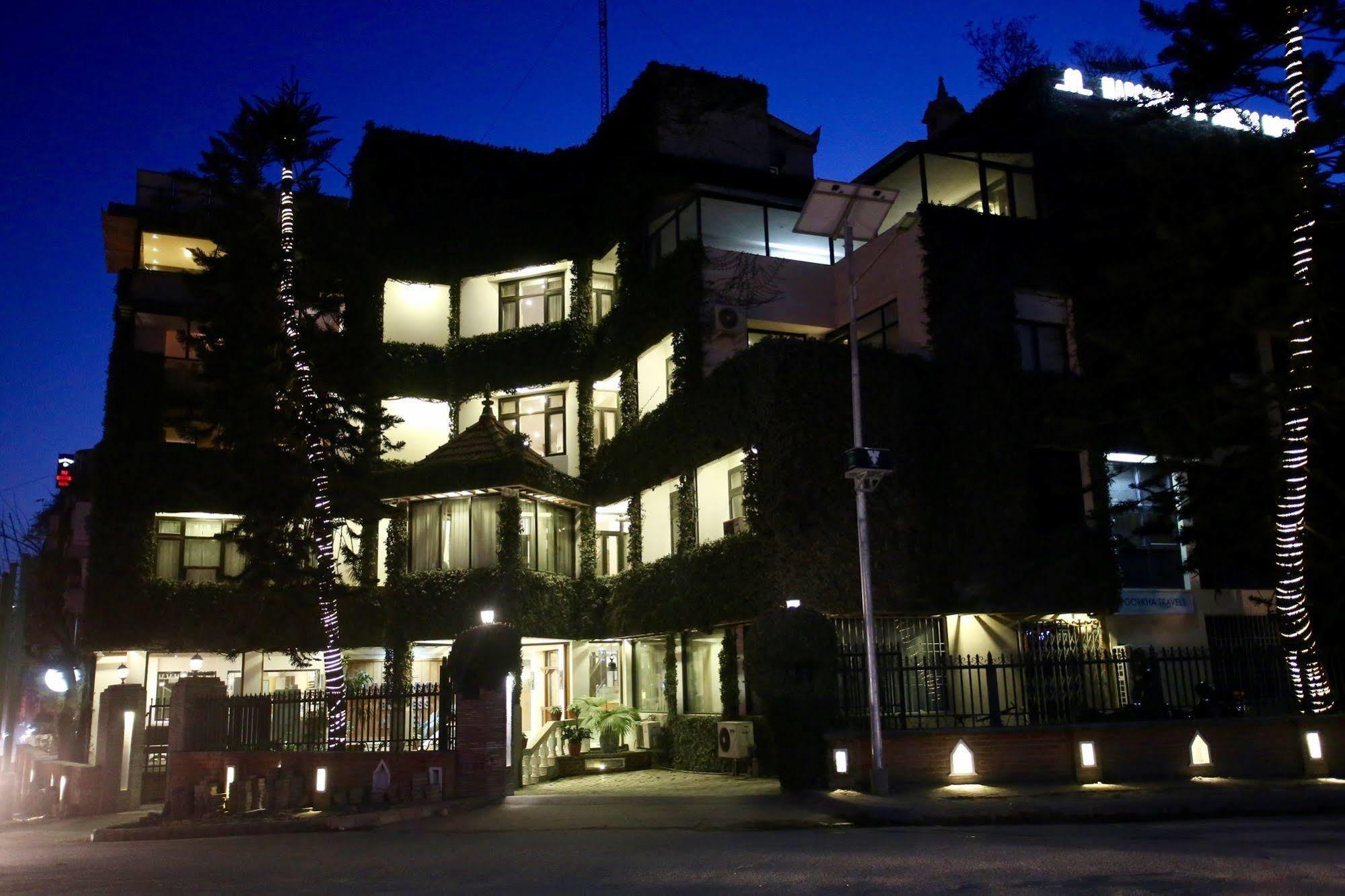 Marcopolo Business Hotel Katmandú Exterior foto